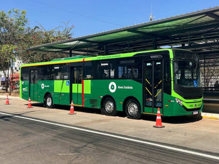 Superônibus Volkswagen movimenta mercado e agrada clientes pelo Brasil